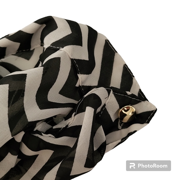 Bongo Womens Sheer Size Large Pullover Blouse Black White Herringbone Pattern - Picture 13 of 13